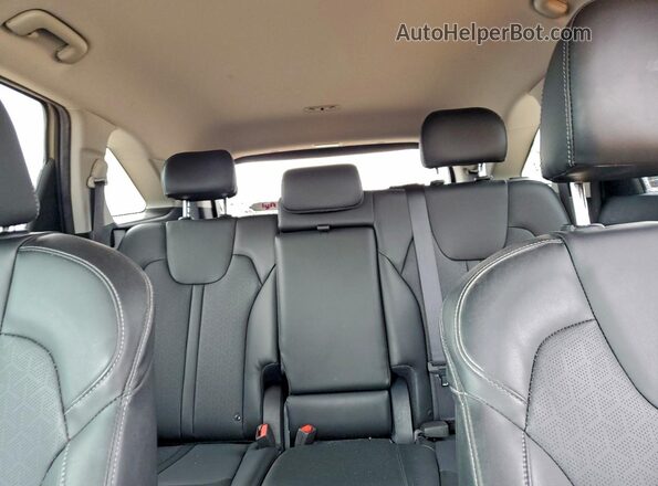 5XYRLDLC8MG064573 2021 KIA SORENTO Gold Rear seats view