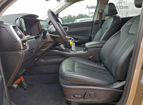 5XYRLDLC8MG064573 2021 KIA SORENTO Gold Front interior view