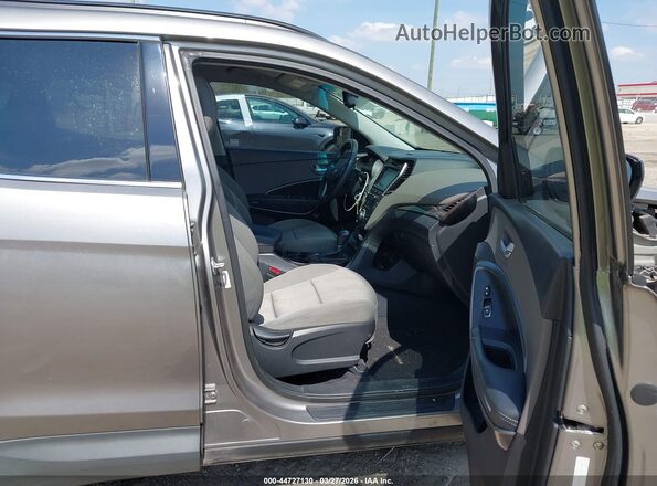 5XYZU3LBXHG443935 2017 HYUNDAI SANTA FE SPORT Gray Widok wnętrza z przodu