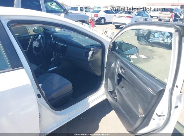 5YFBURHE2HP693429 2017 TOYOTA LL White Widok wnętrza z przodu