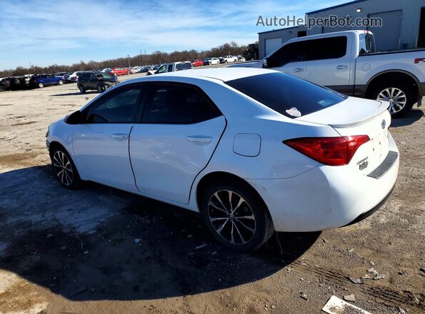 5YFBURHE4HP677684 2017 TOYOTA LL Белый Задняя левая четверть