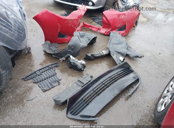5YFBURHE4HP686188 2017 TOYOTA LL Red Սարքավորումների վահանակի տեսք