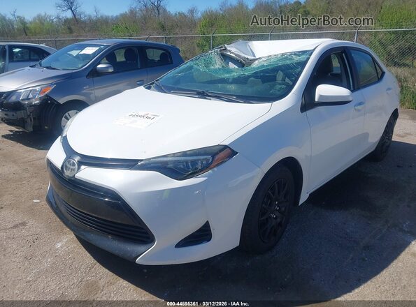 5YFBURHE8KP890872 2019 TOYOTA LL White Передня ліва чверть