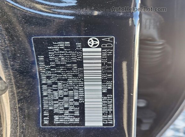 5YFBURHEXGP518778 2016 TOYOTA LL Black Widok komory silnika