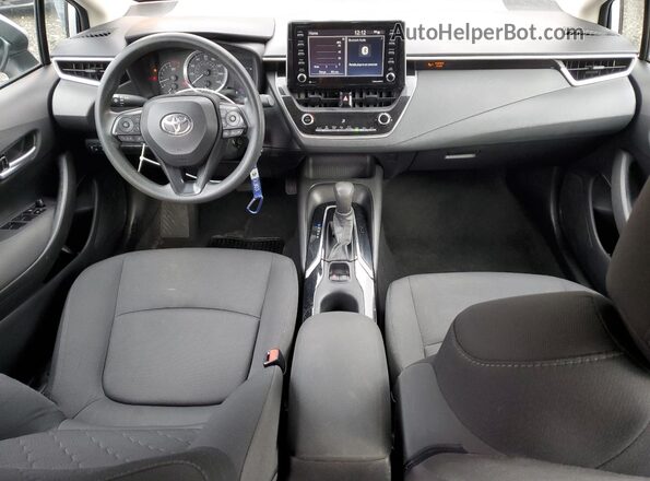 5YFEPMAE6MP224470 2021 TOYOTA LL Серебряный Вид панели приборов