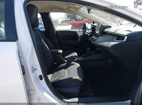 5YFEPMAE6NP282144 2022 TOYOTA LL White Front interior view