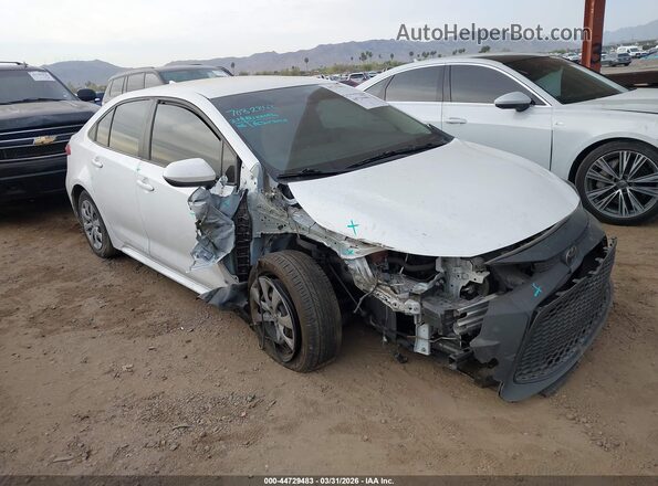 5YFEPMAE7NP364044 2022 TOYOTA LL White Դիմացի տեսք