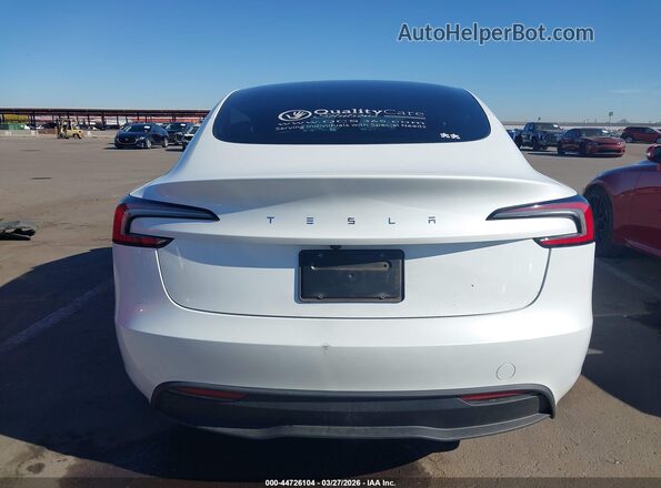 5YJ3E1EA0RF727028 2024 TESLA MODEL 3 White 