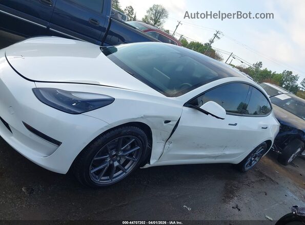 5YJ3E1EA1NF129329 2022 TESLA MODEL 3 White 