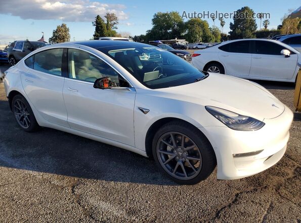 5YJ3E1EA2KF397155 2019 TESLA MODEL Белый Передняя правая четверть