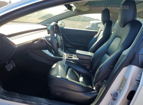 5YJ3E1EA8KF317518 2019 TESLA MODEL Белый 