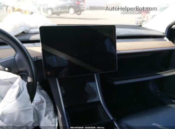 5YJ3E1EB0KF208673 2019 TESLA MODEL 3 Black 