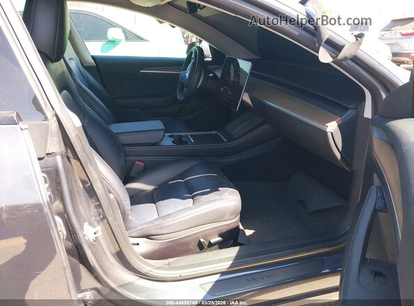 5YJ3E1EB0NF256761 2022 TESLA MODEL 3 Серый Вид салона спереди