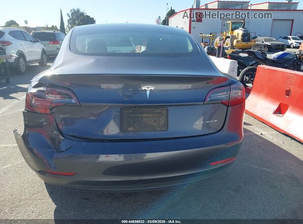 5YJ3E1EB1KF386432 2019 TESLA MODEL 3 Gray 