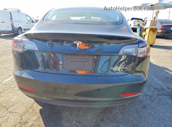 5YJ3E1EB2MF901862 2021 TESLA MODEL Black Հետևի տեսք