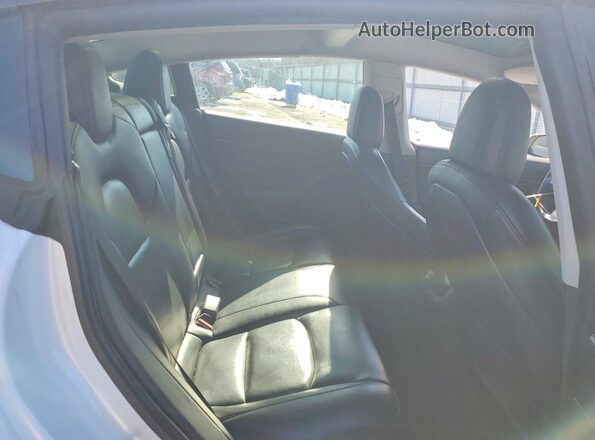 5YJ3E1EB2MF906768 2021 TESLA MODEL Белый Вид задних сидений