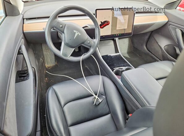 5YJ3E1EB3KF387324 2019 TESLA MODEL Red 