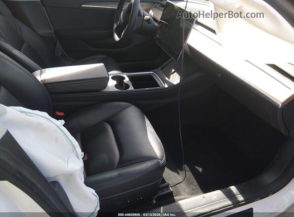 5YJ3E1EB3NF257659 2022 TESLA MODEL 3 White Вид салону спереду
