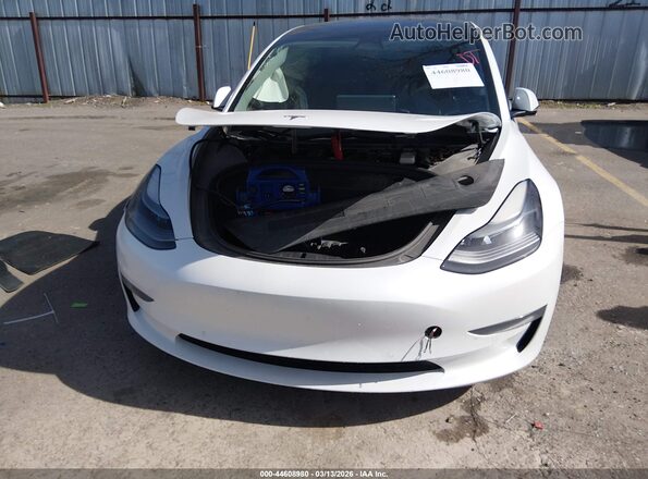 5YJ3E1EB3NF257659 2022 TESLA MODEL 3 White Вид панелі приладів