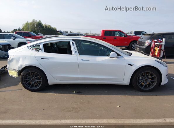 5YJ3E1EB4KF452987 2019 TESLA MODEL 3 White უკანა სალონის ხედი
