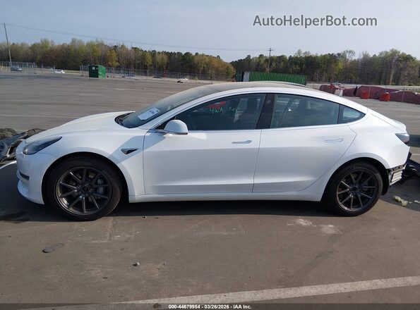 5YJ3E1EB4KF452987 2019 TESLA MODEL 3 White სალონის 360-გრადუსიანი ხედი