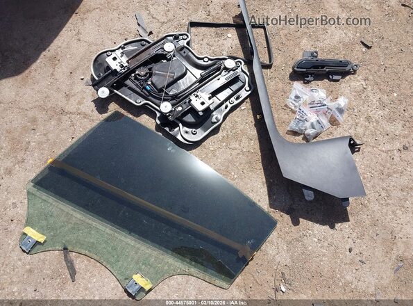 5YJ3E1EB4MF066279 2021 TESLA MODEL 3 White Widok komory silnika