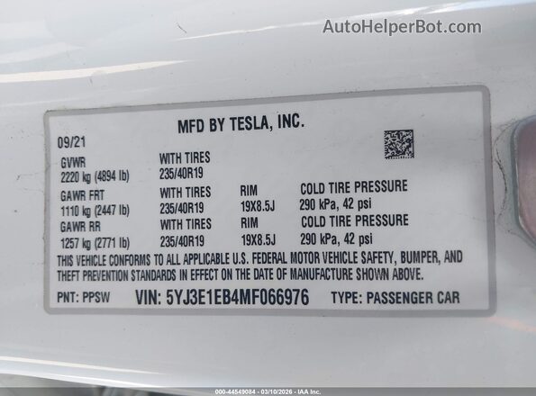 5YJ3E1EB4MF066976 2021 TESLA MODEL 3 White Widok komory silnika