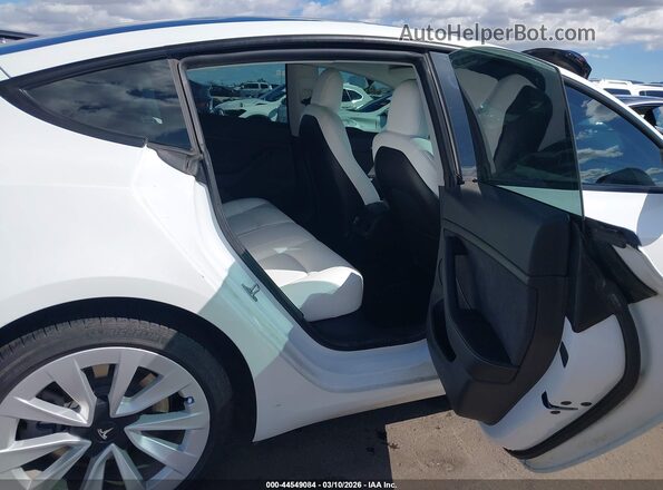 5YJ3E1EB4MF066976 2021 TESLA MODEL 3 White Widok naklejki z numerem VIN