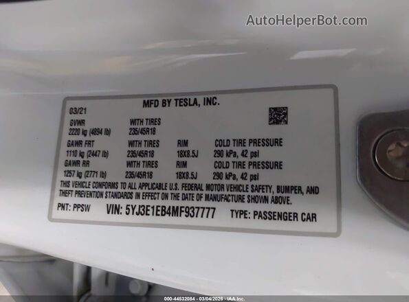 5YJ3E1EB4MF937777 2021 TESLA MODEL 3 White Widok komory silnika