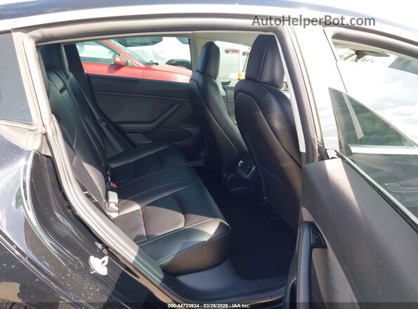 5YJ3E1EB5KF385672 2019 TESLA MODEL 3 Черный 
