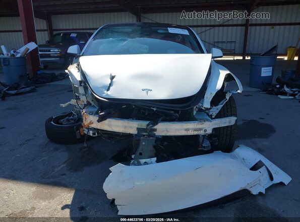 5YJ3E1EB5MF070132 2021 TESLA MODEL 3 White Widok zestawu wskaźników