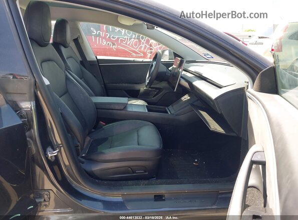 5YJ3E1EB5RF738891 2024 TESLA MODEL 3 Серый Вид салона спереди