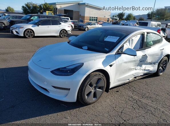 5YJ3E1EB6MF054540 2021 TESLA MODEL 3 Белый Передняя левая четверть