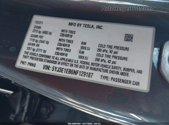 5YJ3E1EB6NF129187 2022 TESLA MODEL 3 Black Widok komory silnika