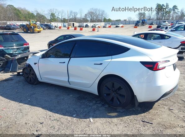 5YJ3E1EB6RF807183 2024 TESLA MODEL 3 Белый Вид задней части салона