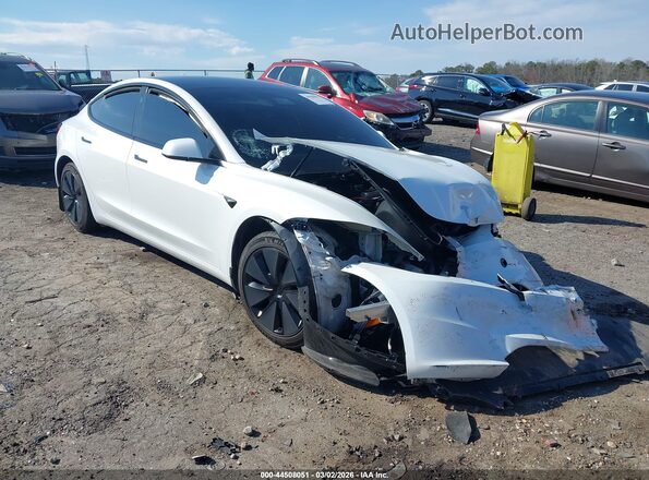 5YJ3E1EB6RF807183 2024 TESLA MODEL 3 Белый Вид спереди