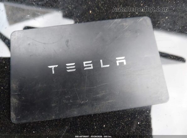 5YJ3E1EB7LF667605 2020 TESLA MODEL 3 Blue Առջևի վահանակի տեսք