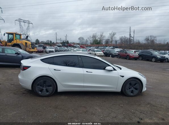 5YJ3E1EB7MF974726 2021 TESLA MODEL 3 White Vista interior trasera