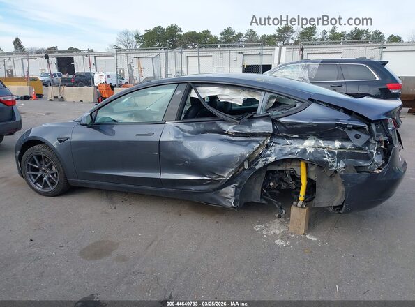 5YJ3E1EB7NF253629 2022 TESLA MODEL 3 Gray Front view