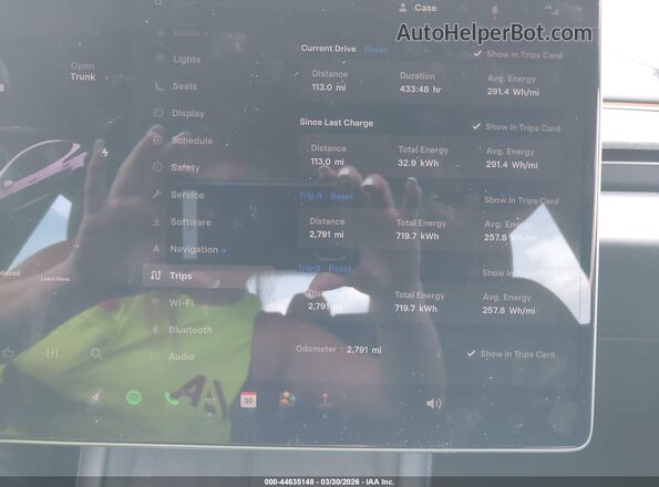 5YJ3E1EB7TF118440 2026 TESLA MODEL 3 Gray Rear seats view