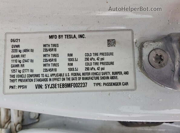 5YJ3E1EB9MF002237 2021 TESLA MODEL White Vista de la etiqueta del VIN