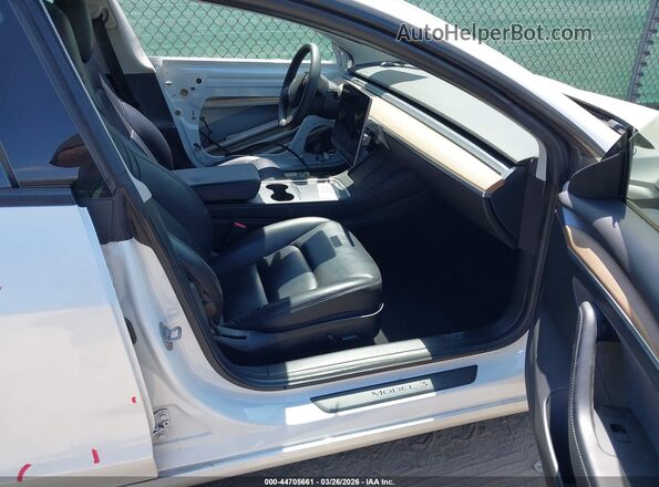 5YJ3E1EB9MF032578 2021 TESLA MODEL 3 White Widok wnętrza z przodu