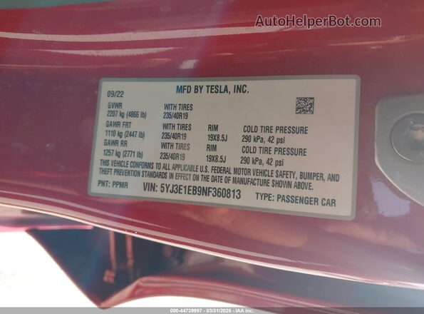 5YJ3E1EB9NF360813 2022 TESLA MODEL 3 Red Вид підкапотного простору