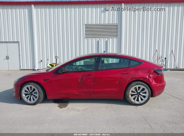 5YJ3E1EB9NF360813 2022 TESLA MODEL 3 Red Панорамний вид салону 360°