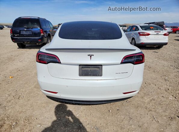 5YJ3E1EBXMF902077 2021 TESLA MODEL White Widok z tyłu