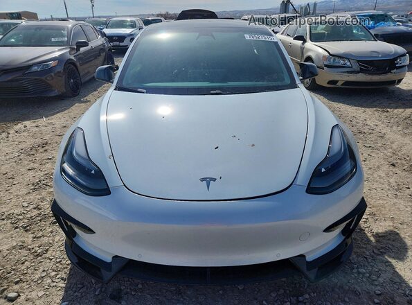 5YJ3E1EBXMF902077 2021 TESLA MODEL White Widok z przodu
