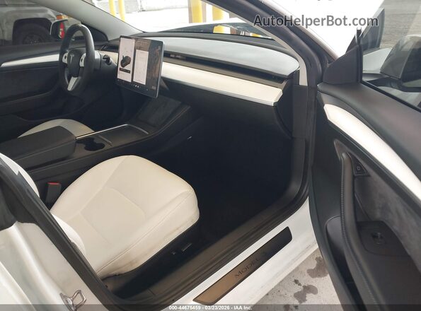 5YJ3E1EC5MF071239 2021 TESLA MODEL 3 White Вид салону спереду