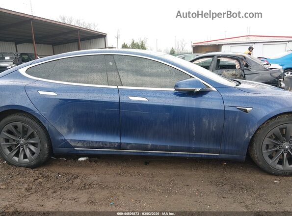 5YJSA1E24JF296777 2018 TESLA MODEL S Blue Widok wnętrza z tyłu
