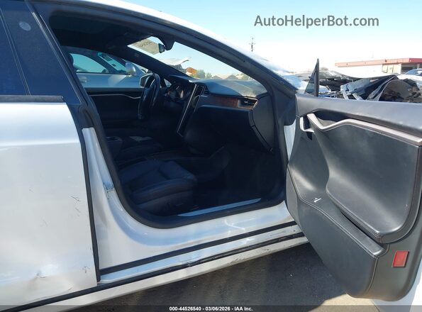 5YJSA1E28MF427245 2021 TESLA MODEL S White წინა სალონის ხედი