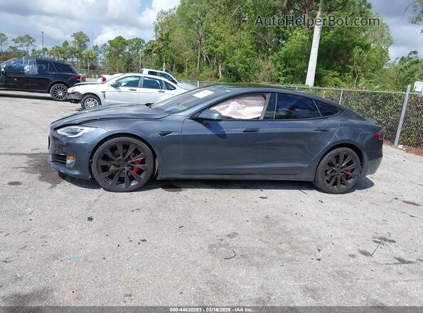 5YJSA1E45LF370163 2020 TESLA MODEL S Gray Vista interior trasera